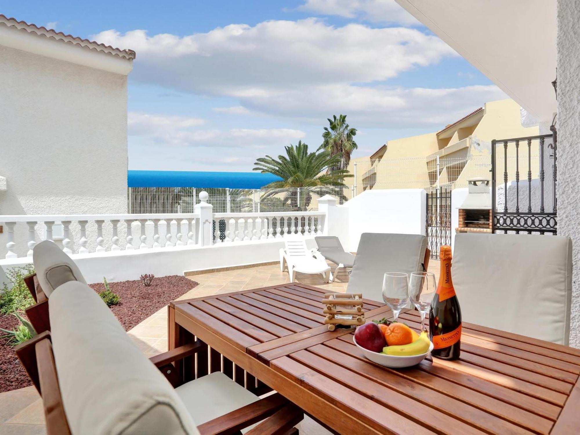 Casa Adosada Con Piscina Climatizada, A/c, Barbacoa Y Fibra - Es-347-42